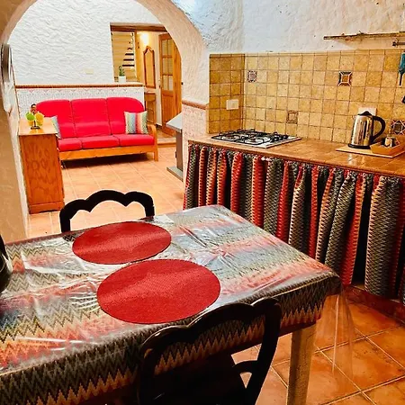 Cueva El Retamal Tatil Evi Juncalillo