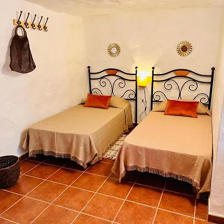 Cueva El Retamal Juncalillo